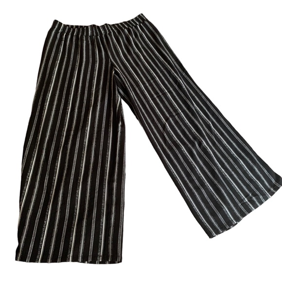 APT. 9 Black White Stripe Pull On Dress Pants Wide Leg Plus Size Women’s Pants - Picture 4 of 9